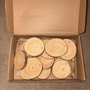 Natural Wood Slices for DIY & Decor